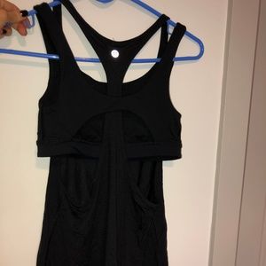 Lululemon tank